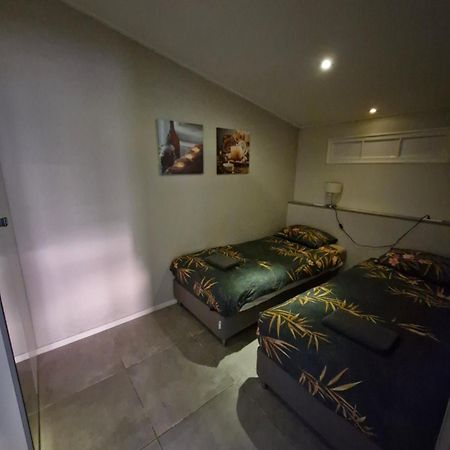 Apartamento Dorpsdijk 53A Vrouwenpolder Exterior foto