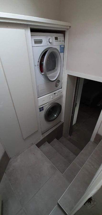 Apartamento Dorpsdijk 53A Vrouwenpolder Exterior foto