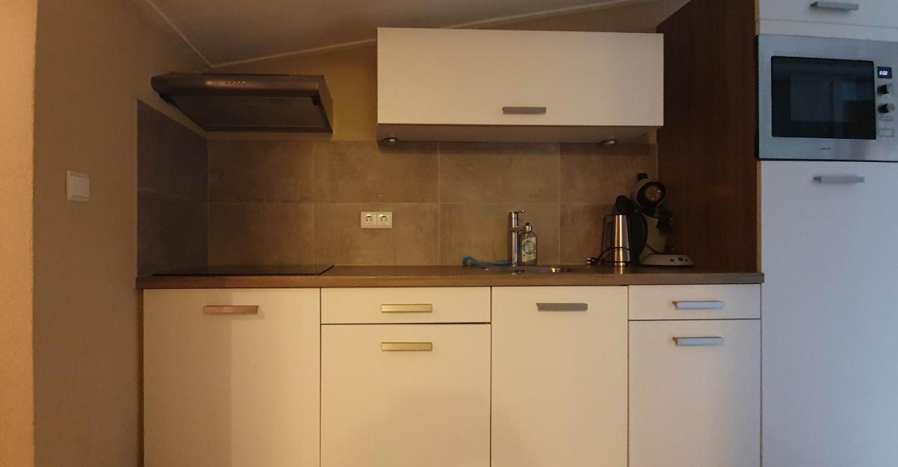 Apartamento Dorpsdijk 53A Vrouwenpolder Exterior foto